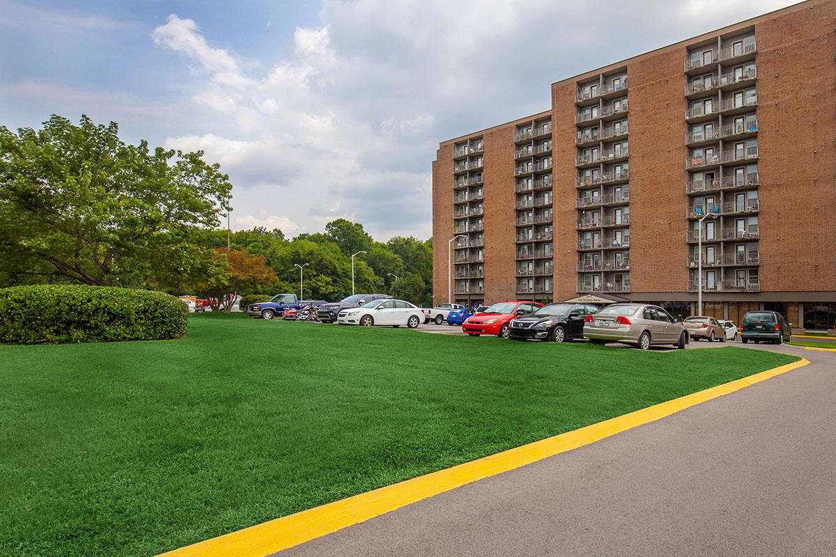 Old Hickory Towers Image 2