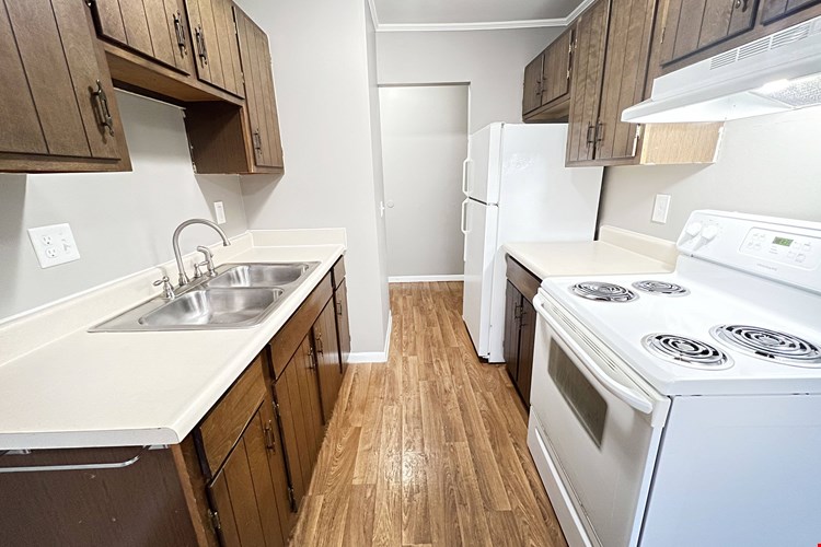 Sharondale Woods Apartments Image 17