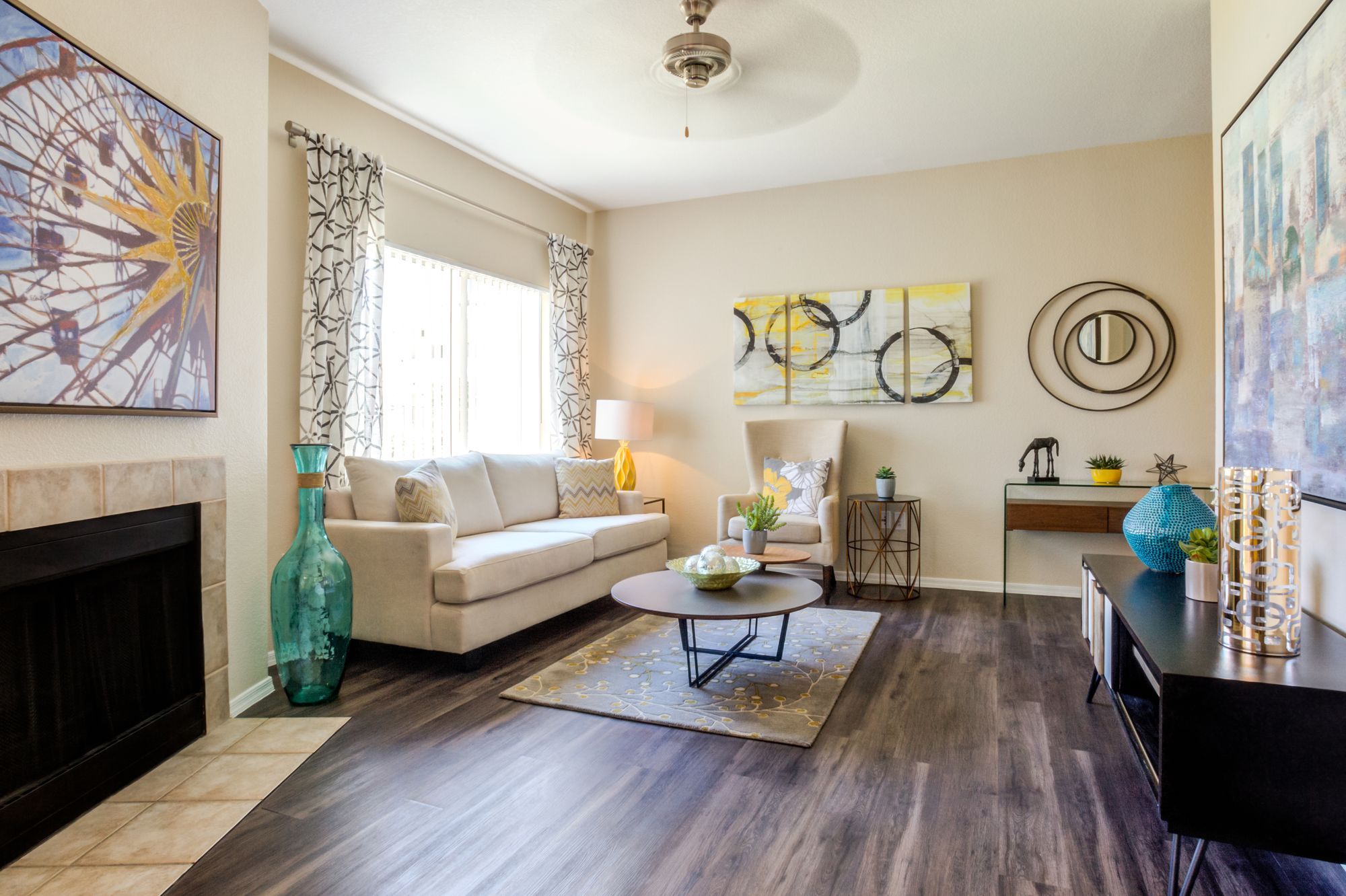 Tresa at Arrowhead Apartment Homes Image 23