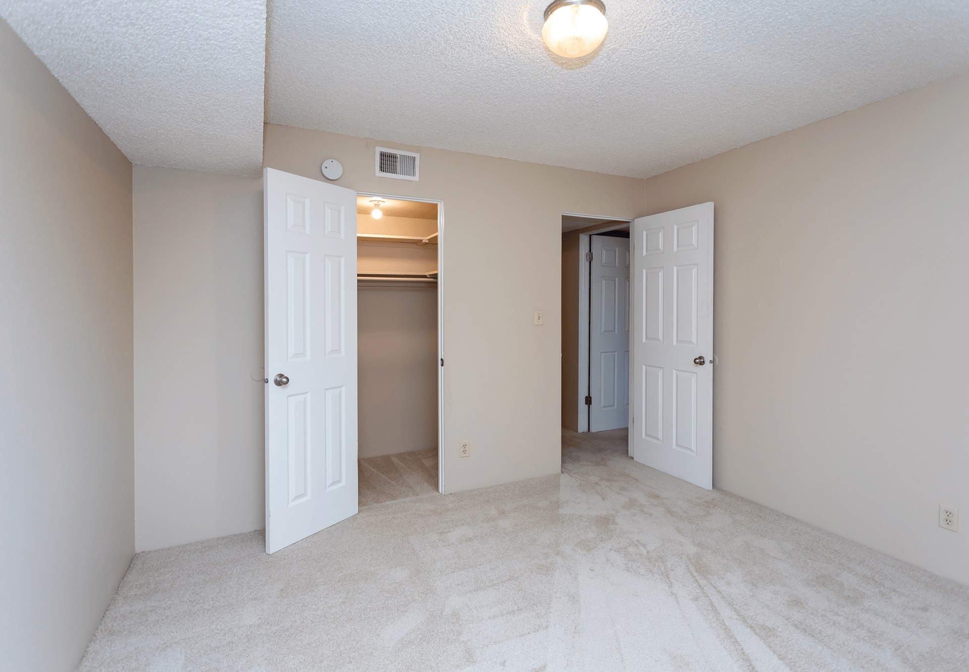 Devonshire Square Image 7