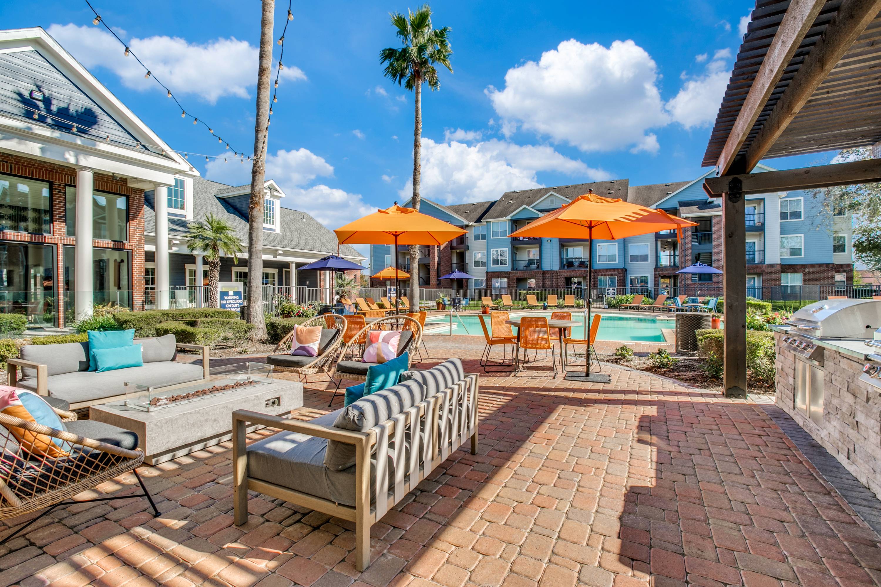 Aventura on Briar Forest Image 13