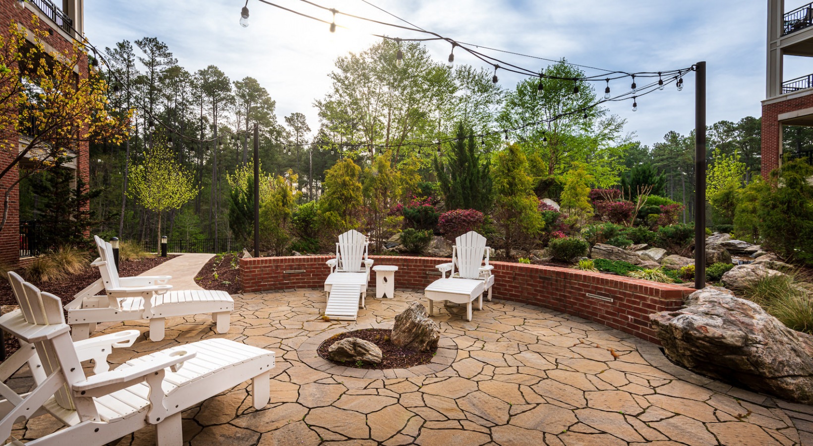 Palladian Place Image 3