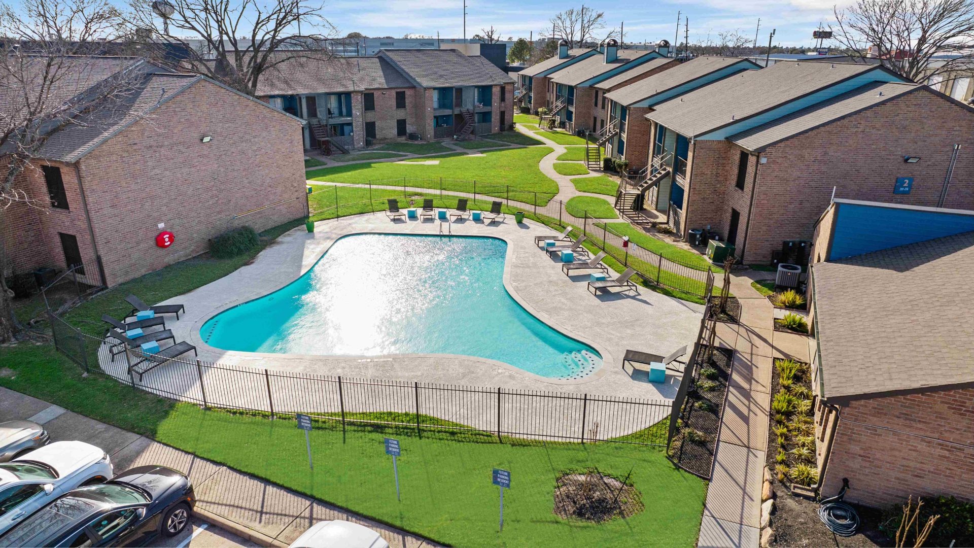 Sonoma Apartments Image 1