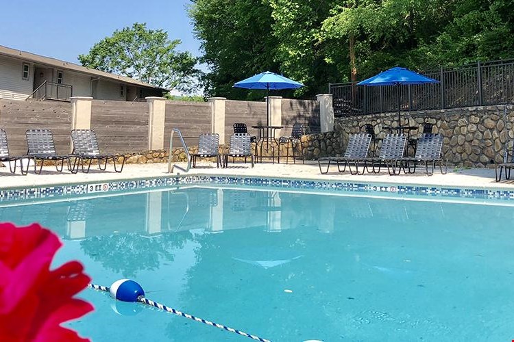 Northshore Village Image 2