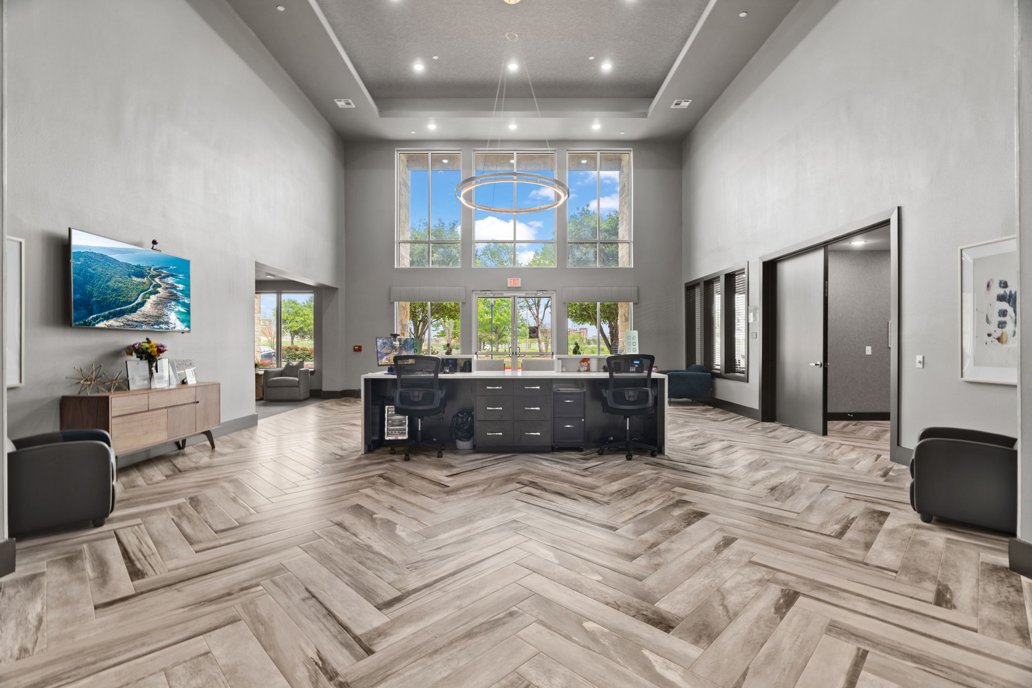 Axis Marketplace Image 9