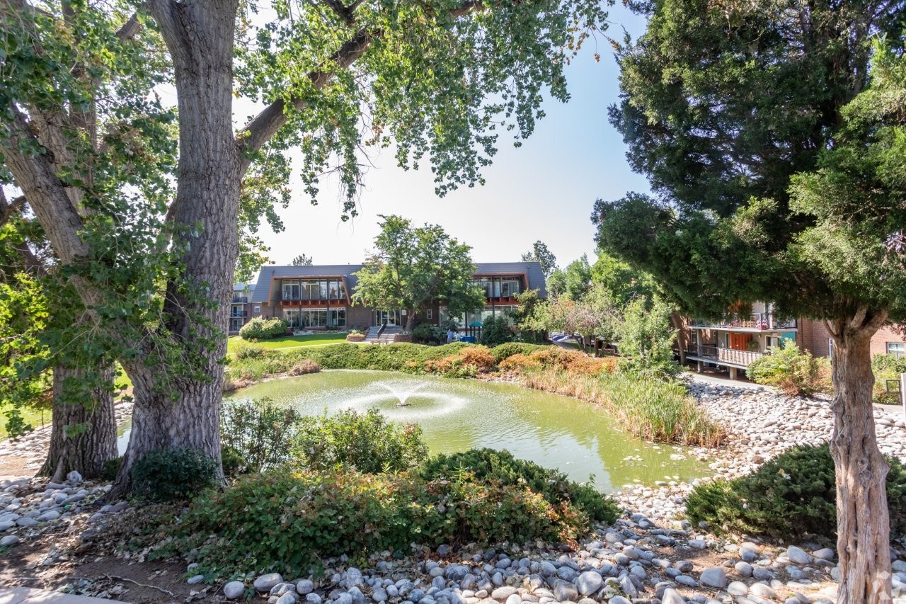 Meridian at Cherry Creek Image 14