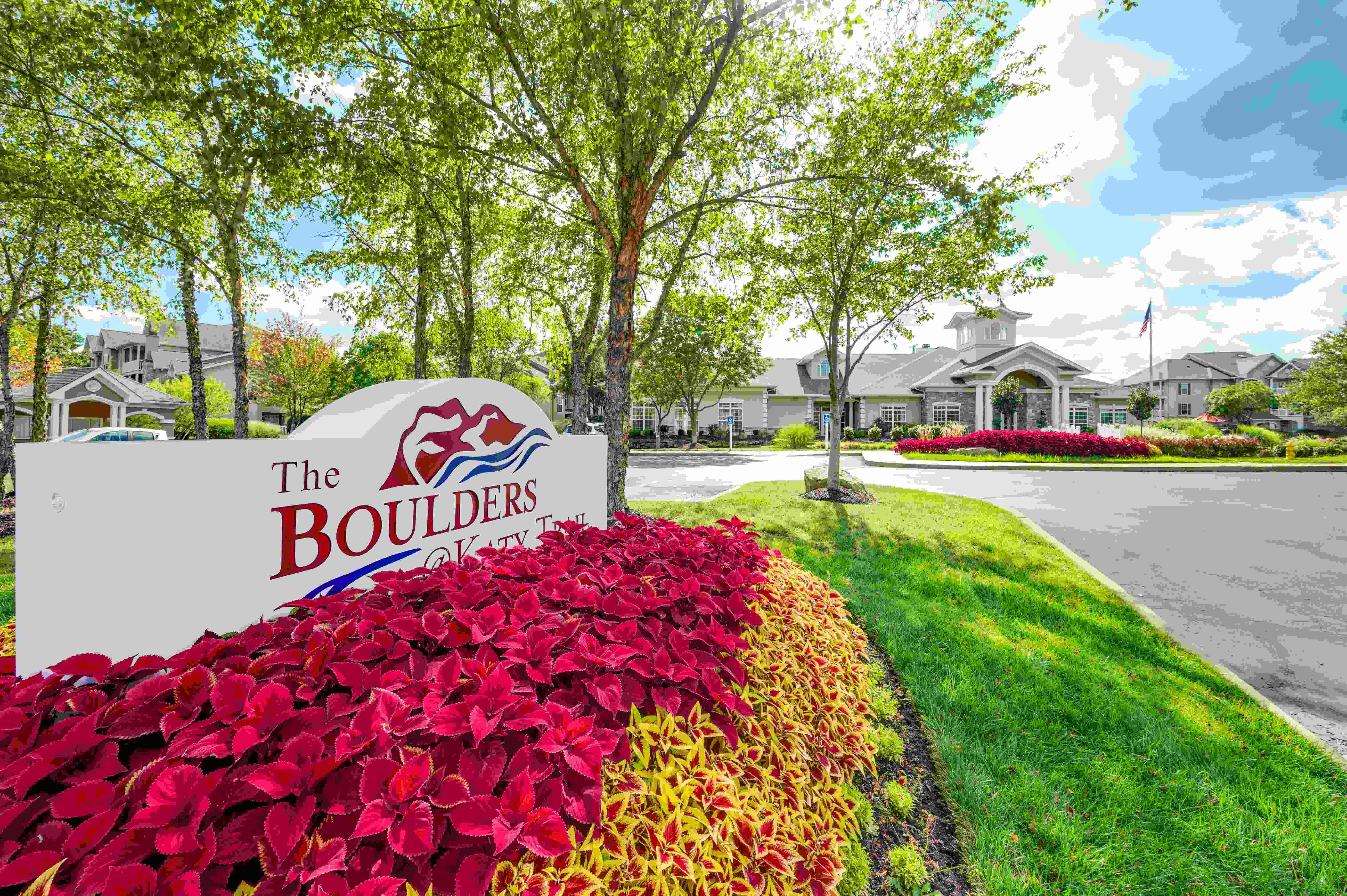 The Boulders at Katy Trail Image 41