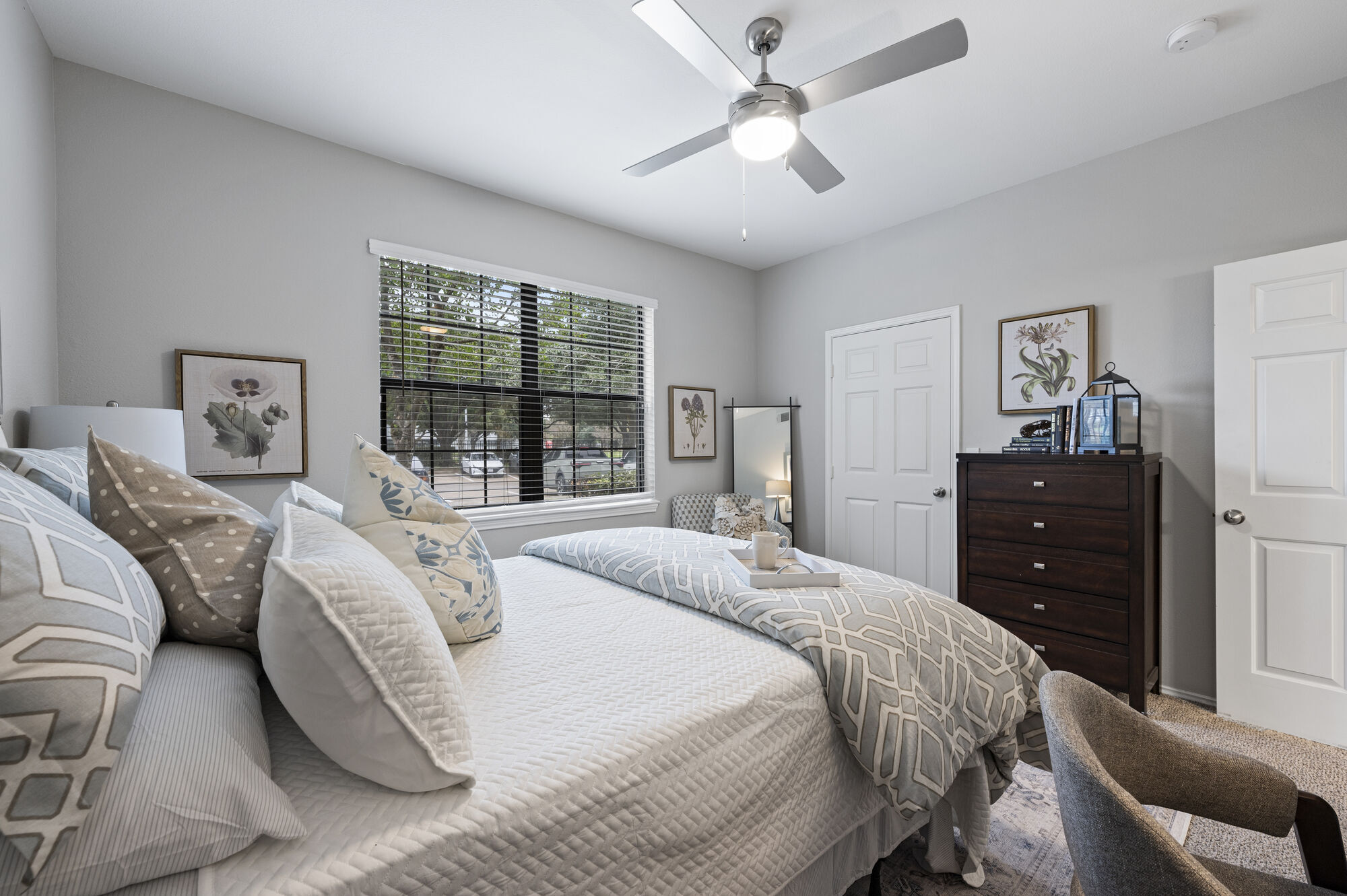 The Ambrose Image 18