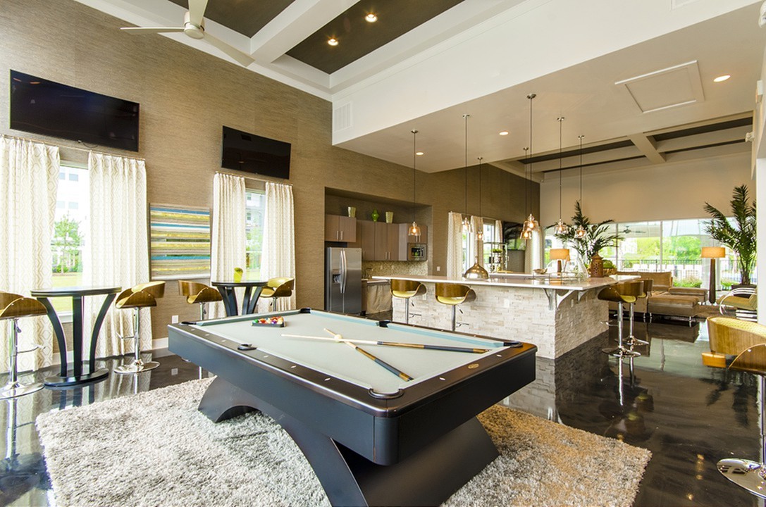 The Towers Woodland Image 11