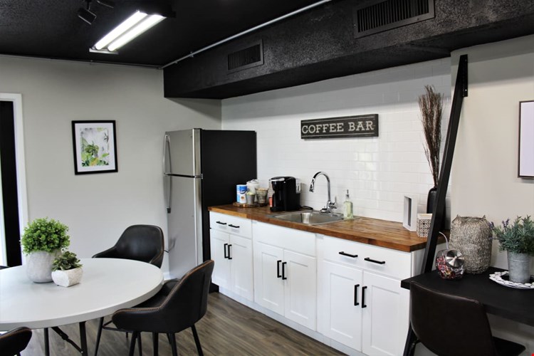 Capital Flats Image 7