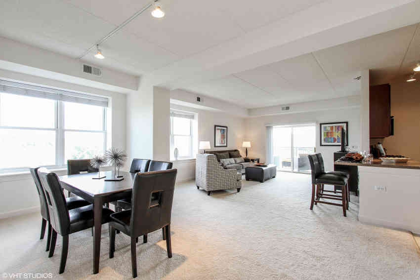 301 Riverwalk Place Image 8