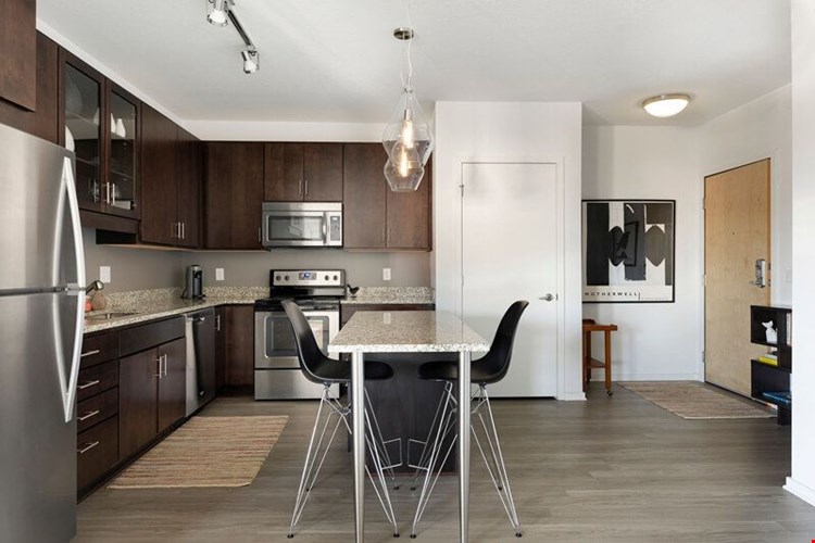 Laguna Apartments Image 18