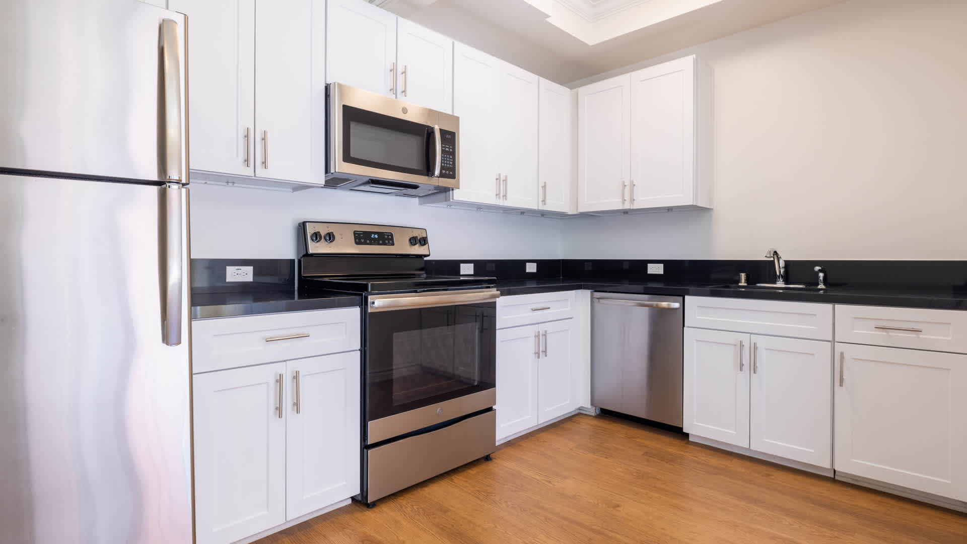 425 Broadway Image 11