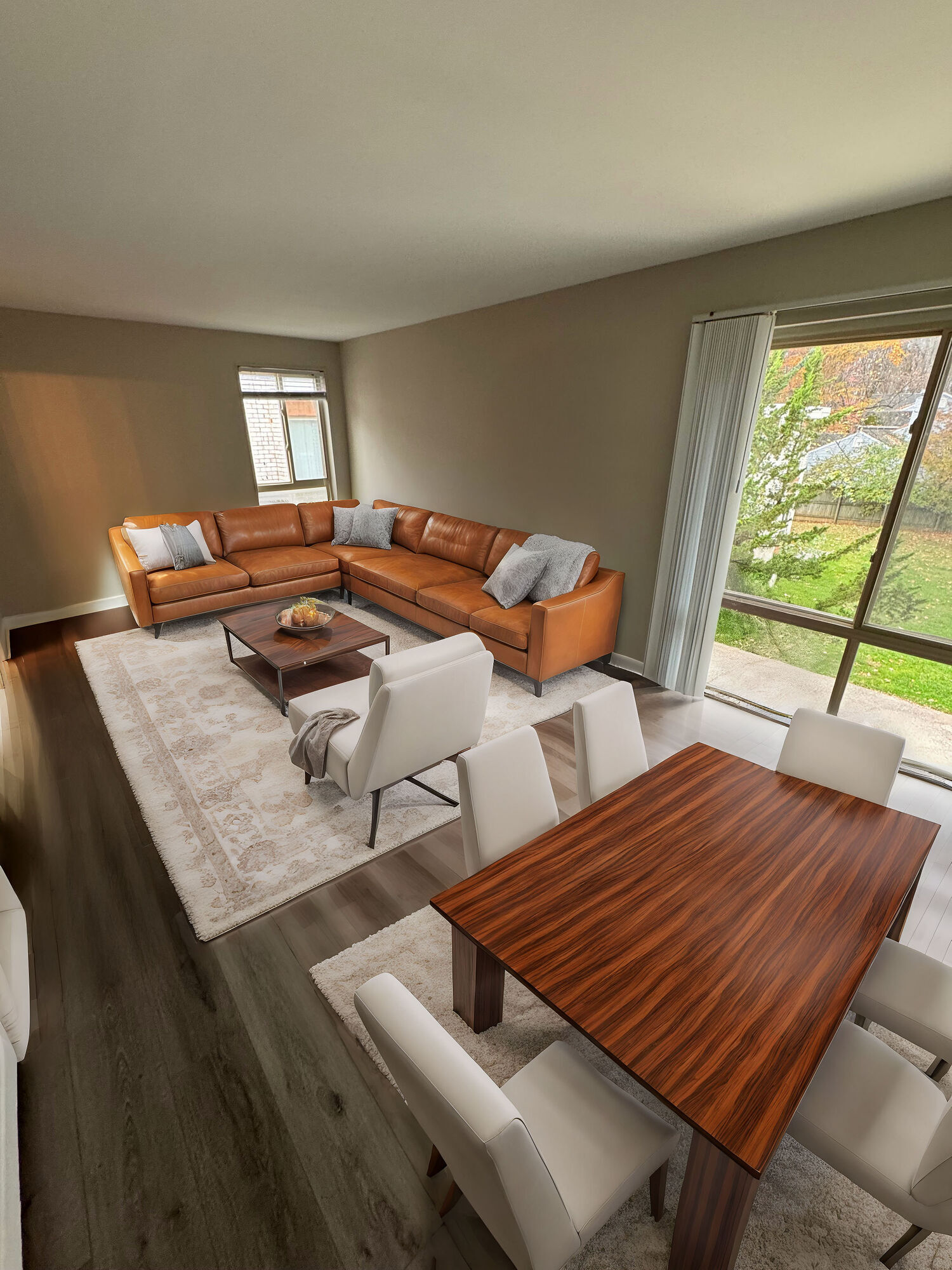 TOWNE CREST APARTMENTS Image 25