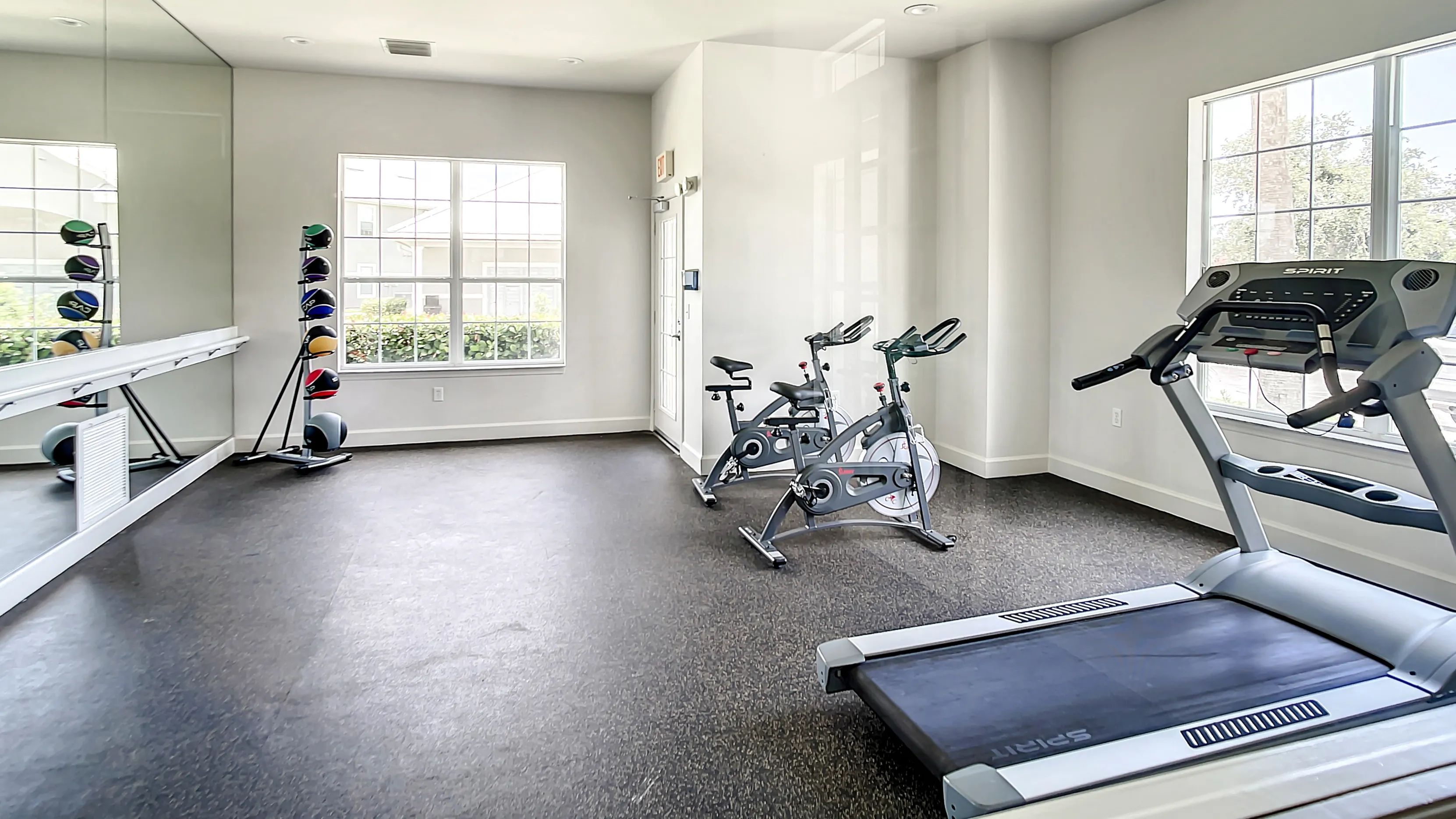 Sweat it out in style at Charleston Cay's resident fitness center, where floor-to-ceiling mirrors and top-notch equipment elevate your workouts.