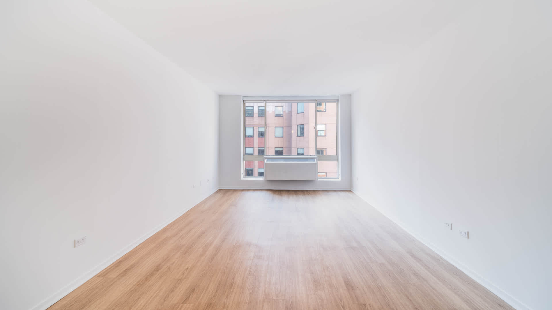 Longacre House Image 20