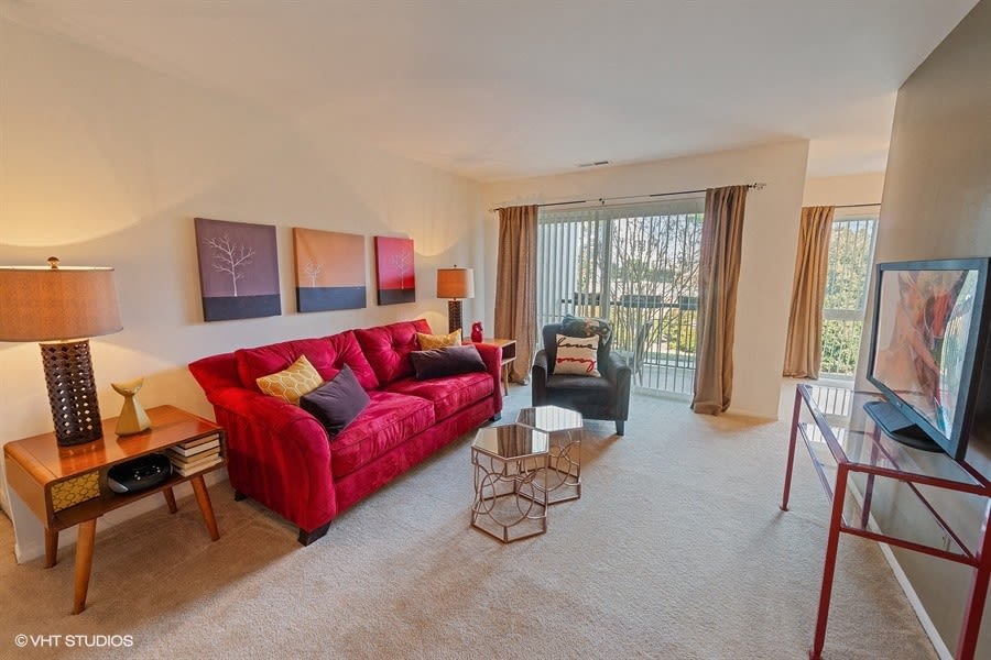 Residences at the Manor Image 10