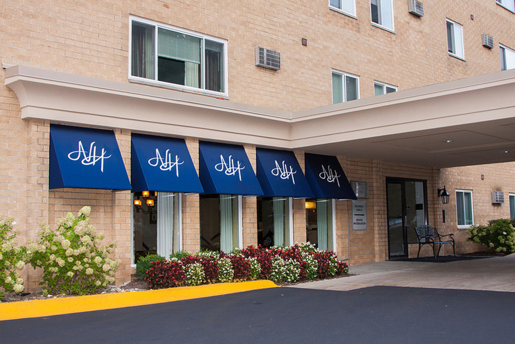 Nob Hill Apartments Image 2