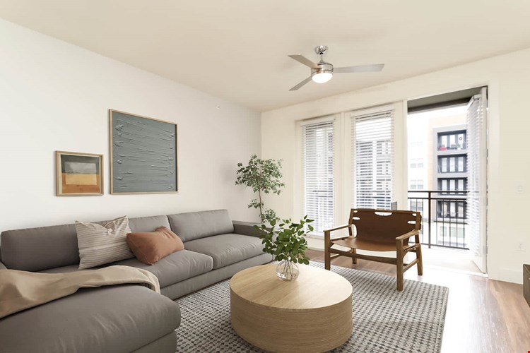 Olivian at the Realm Image 36