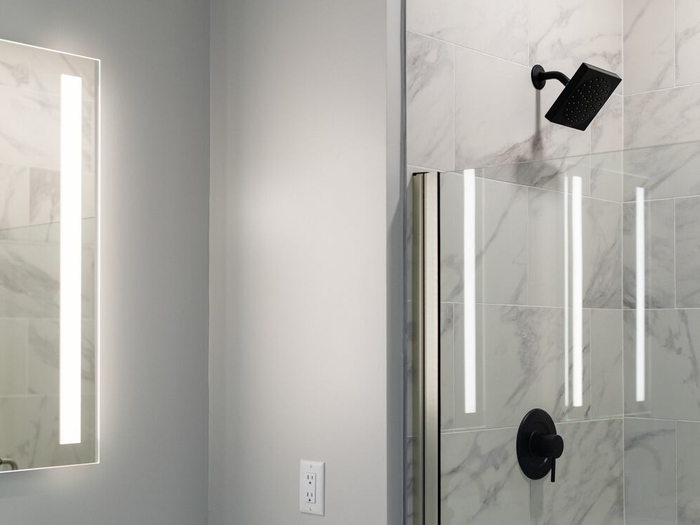 Signature Collection Primary bath