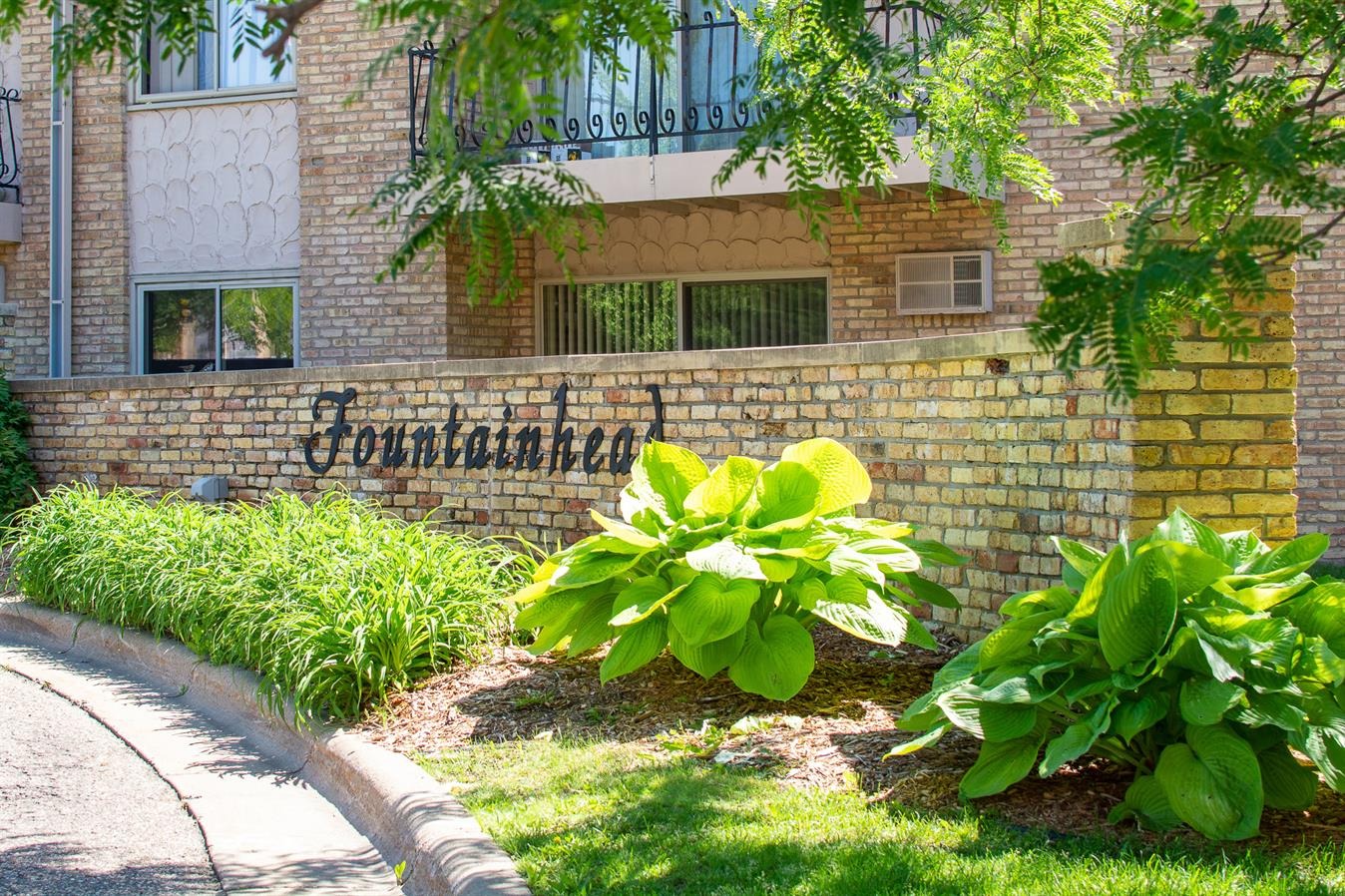 Fountainhead Apartments Image 1