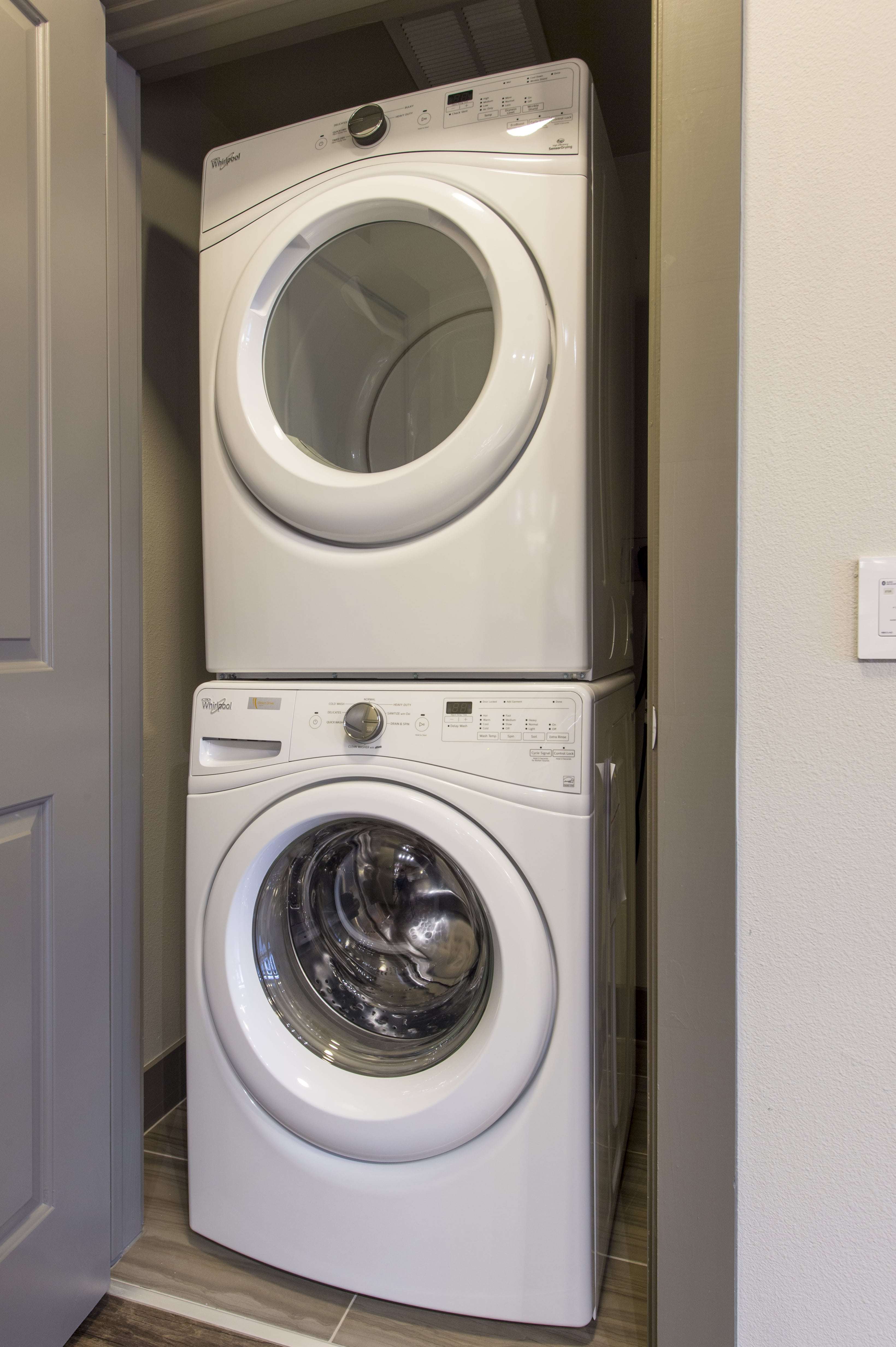 Pearl @ the MIX Image 17