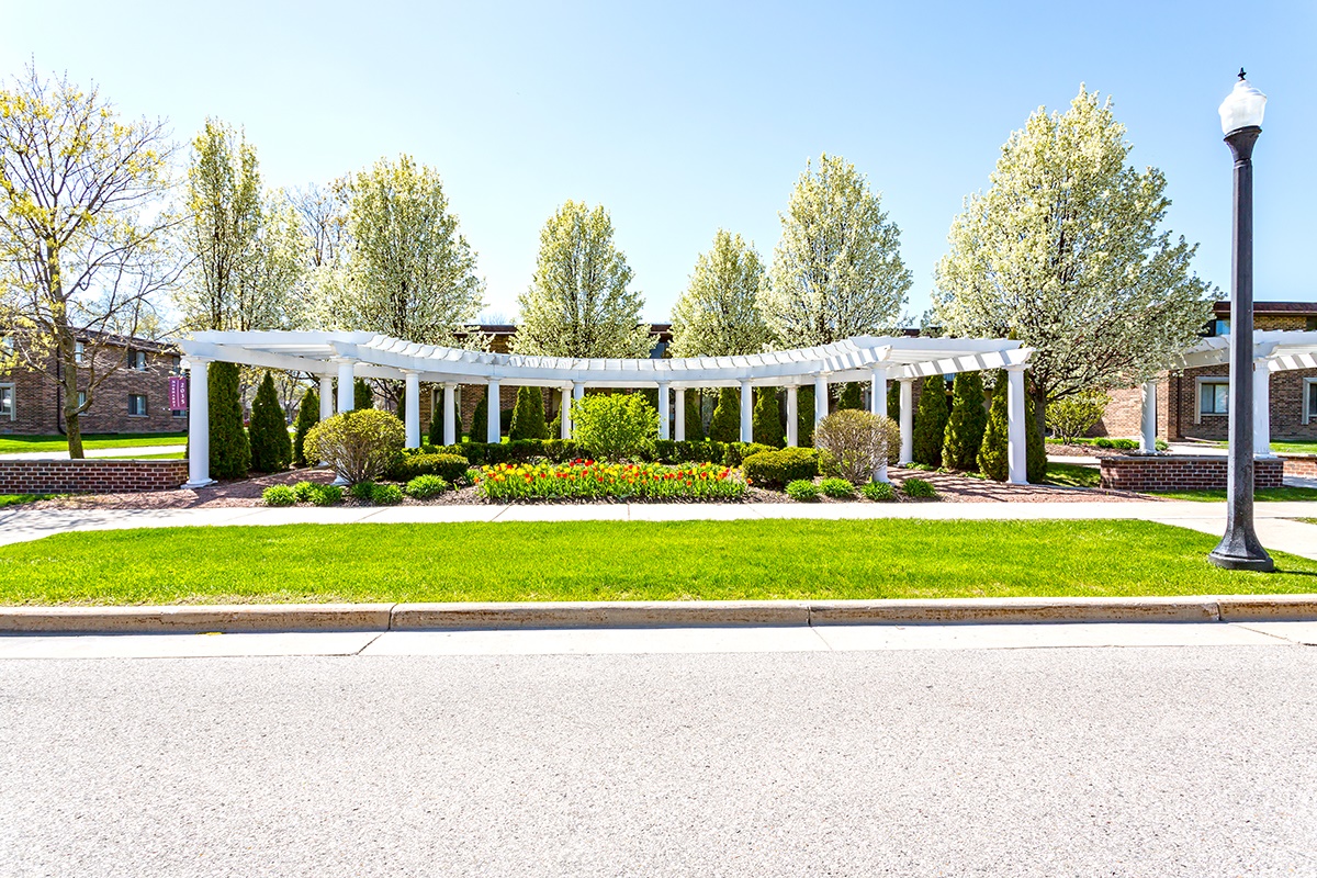 Norhardt Apartment Homes Image 3