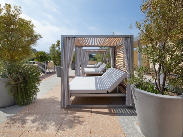 Wilshire Margot Image 11