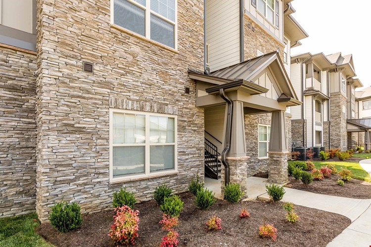 Vintage at Emory Road Apartments Image 27