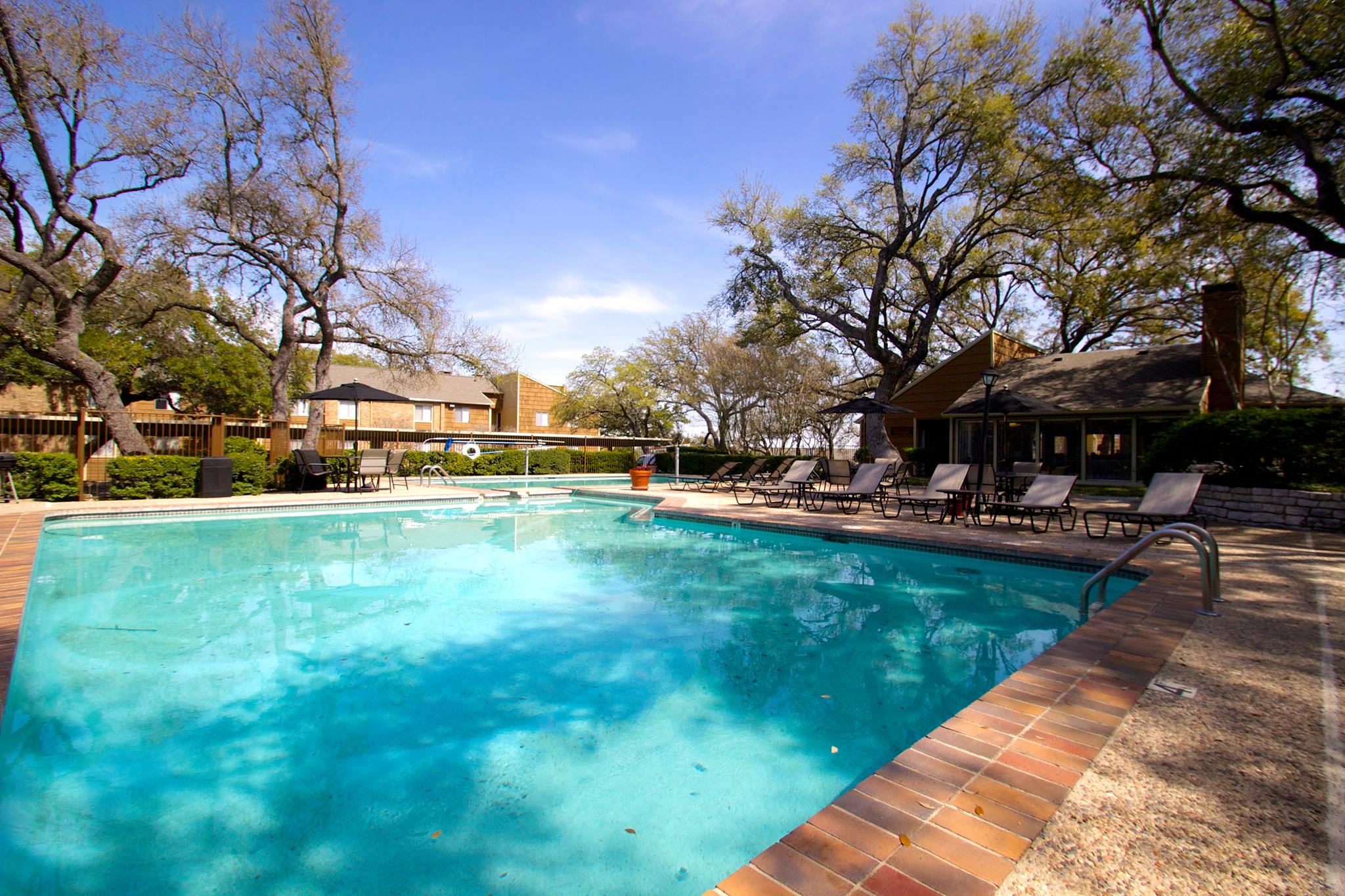 Villas of Oak Creste Image 4