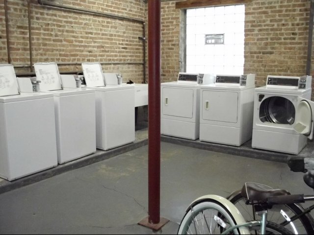 5415 S Woodlawn Avenue Image 5