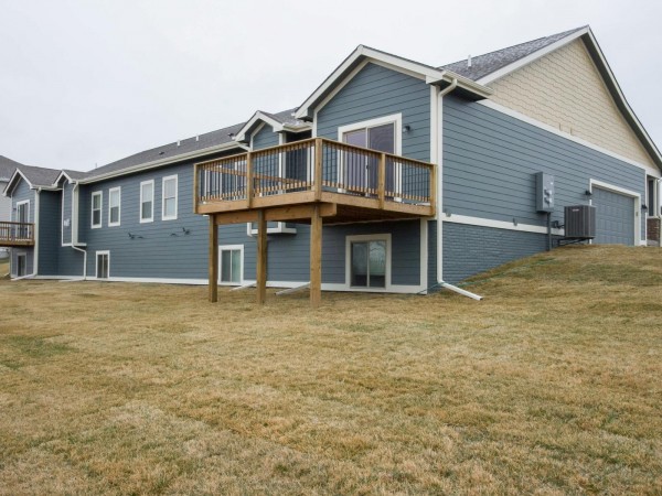 Elm Street Villas Image 3