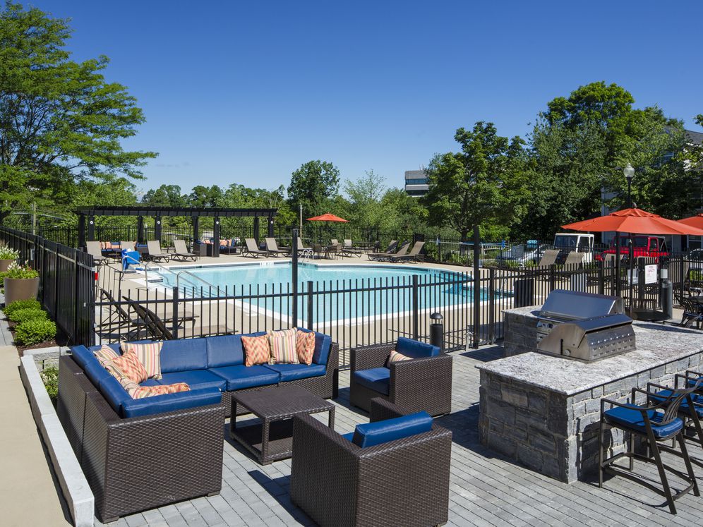 Swimming Pool with Sundeck