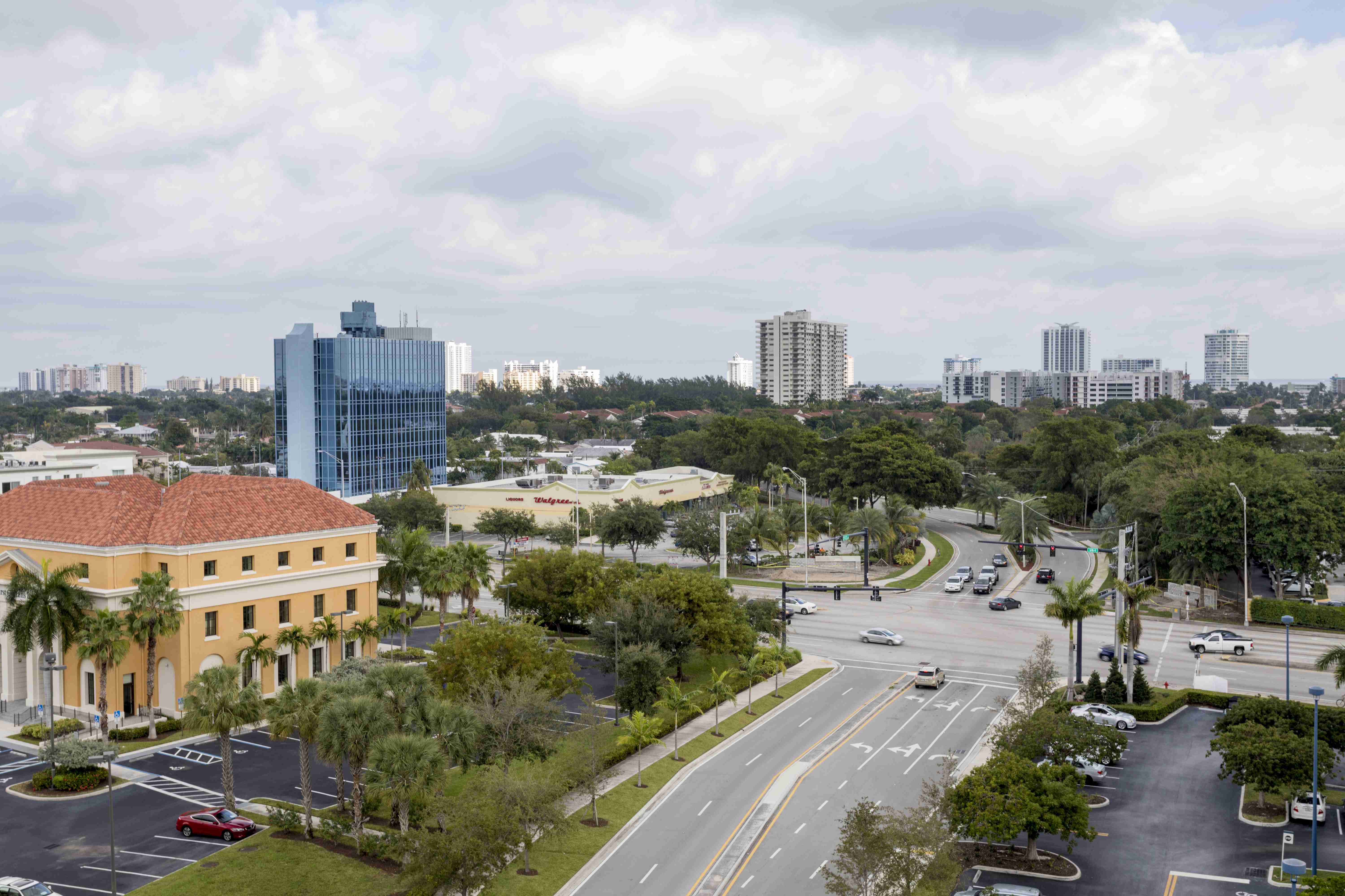 Berkshire Lauderdale By The Sea Image 19