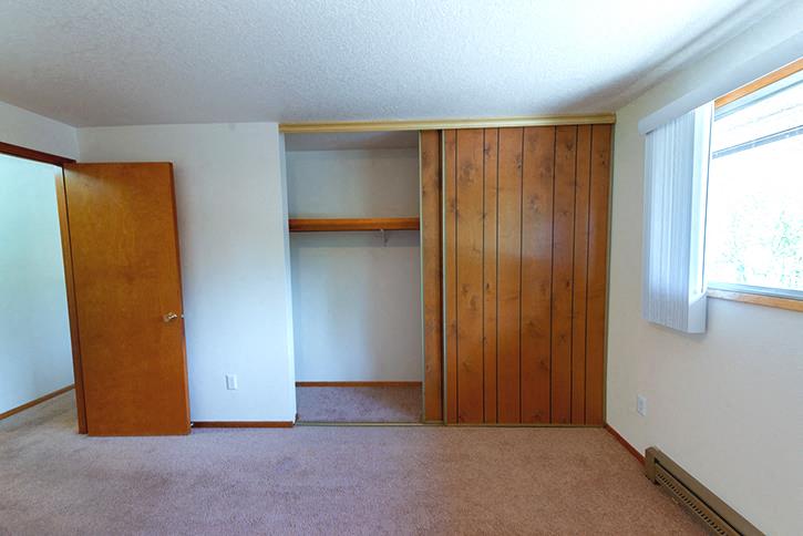 Royal Oaks Apartments Image 21