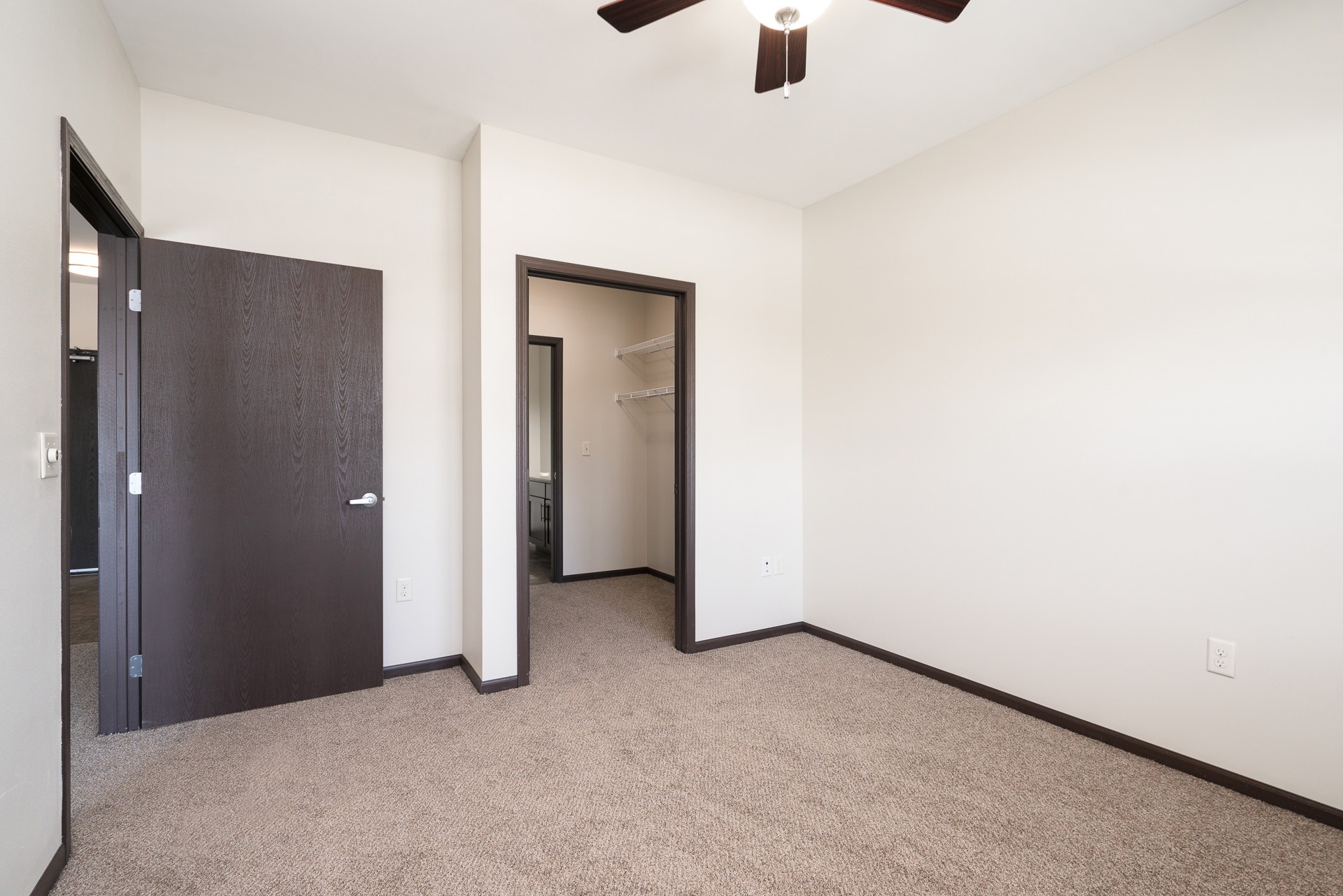 Arden Flats Image 16