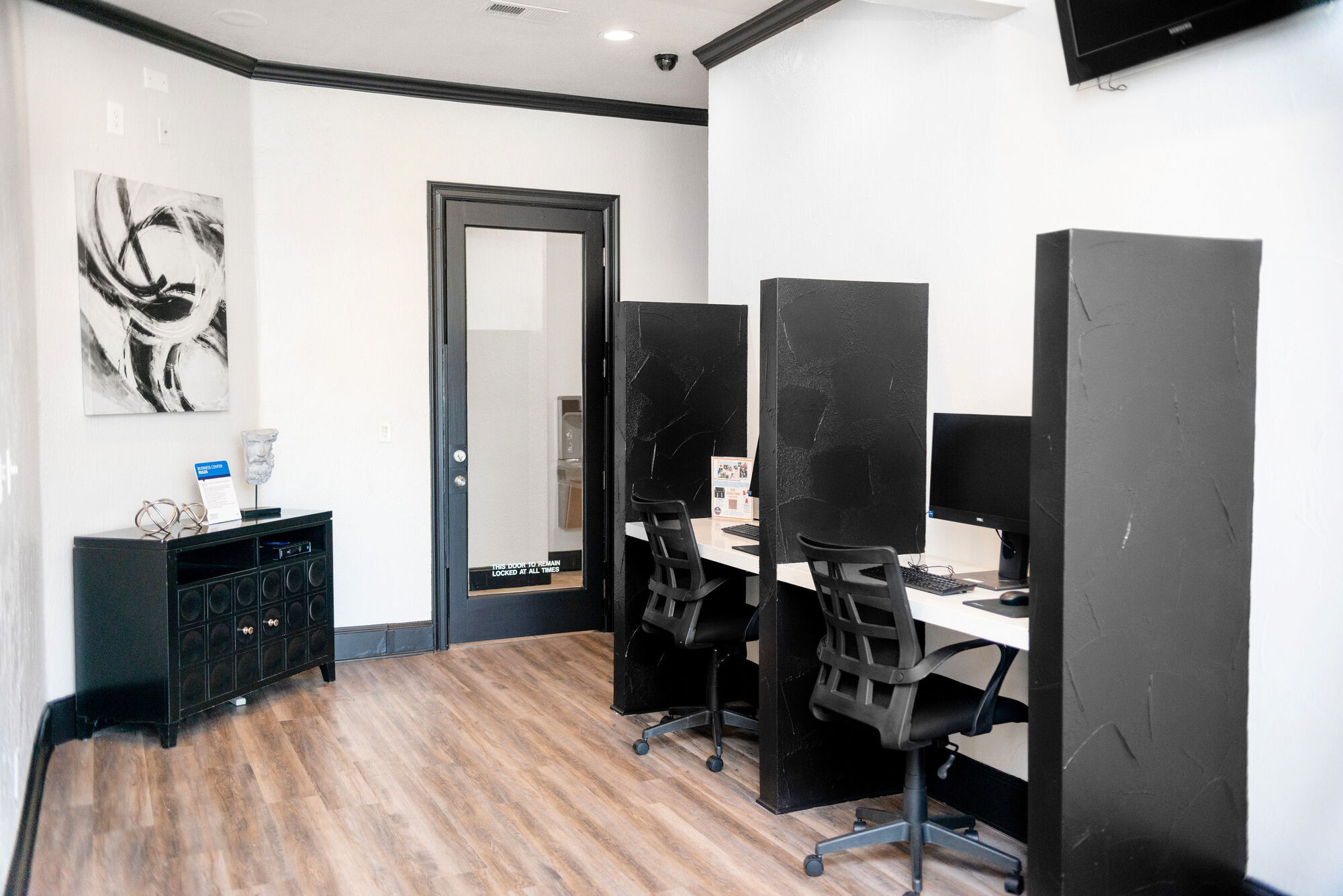Mandalay At Shadow Lake apartments — community photo