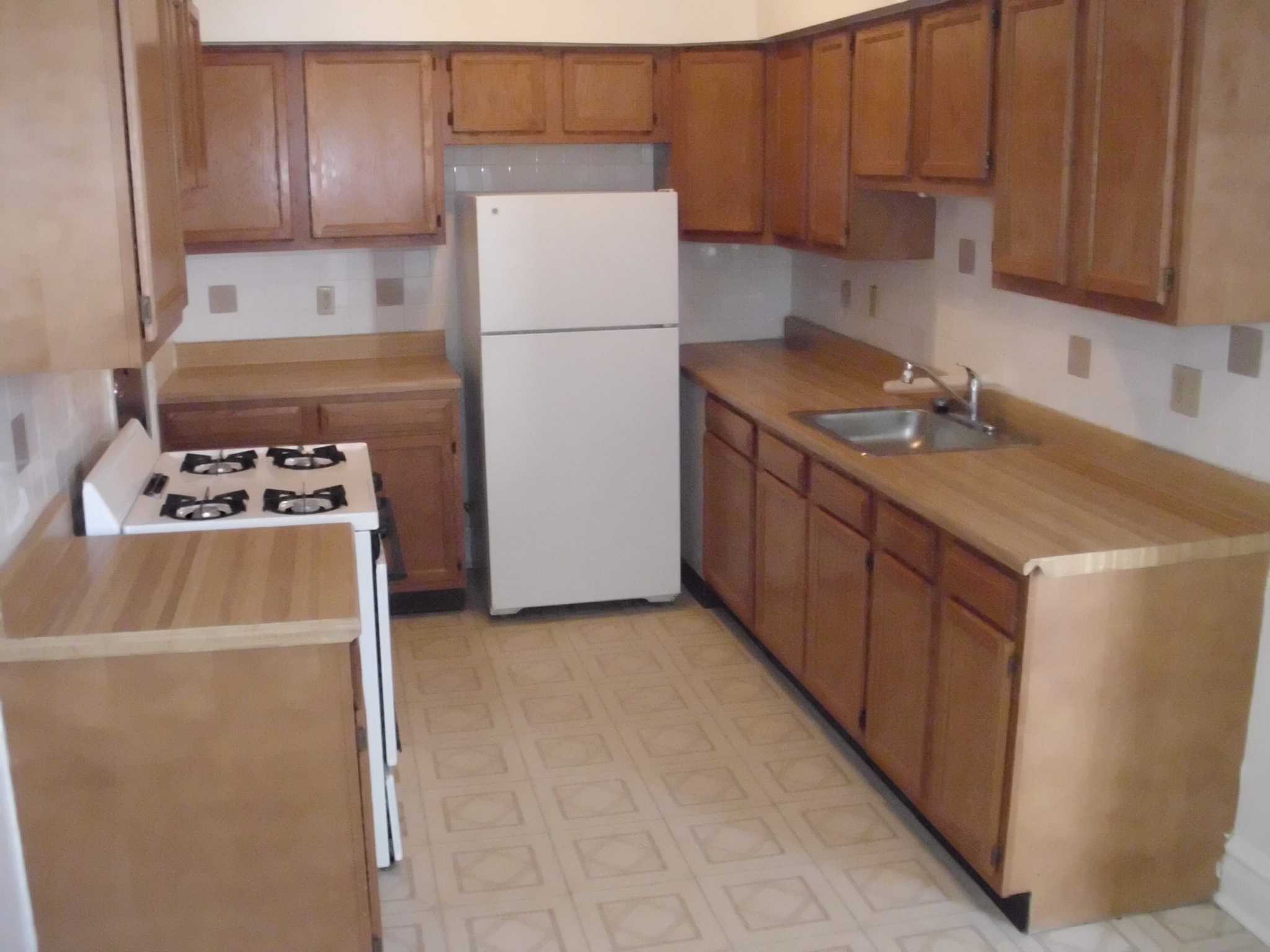 1101 E Hyde Park Boulevard Image 7