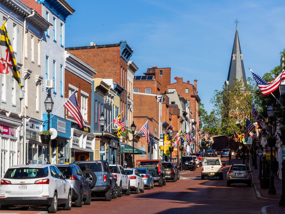 Minutes from the charm and waterfront beauty of downtown historic Annapolis