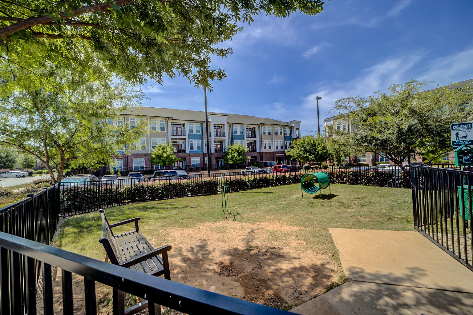 Holly Crest Image 19