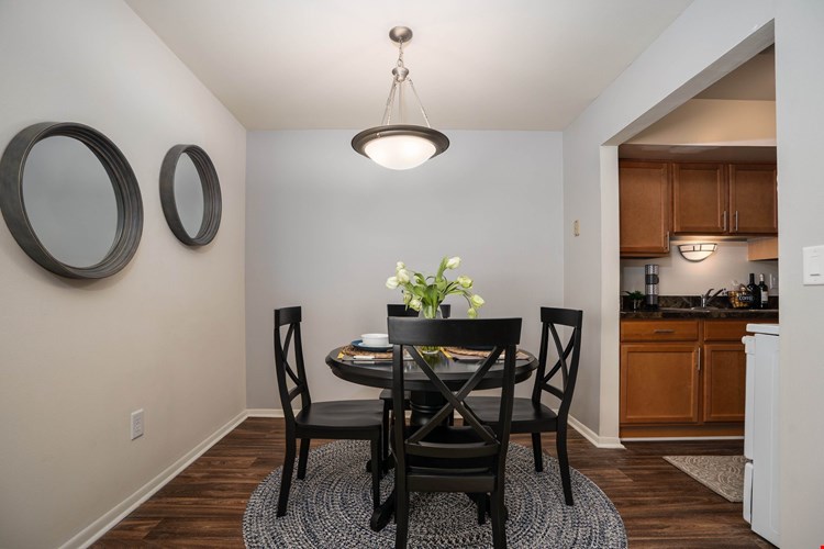 Drawbridge Model Dining