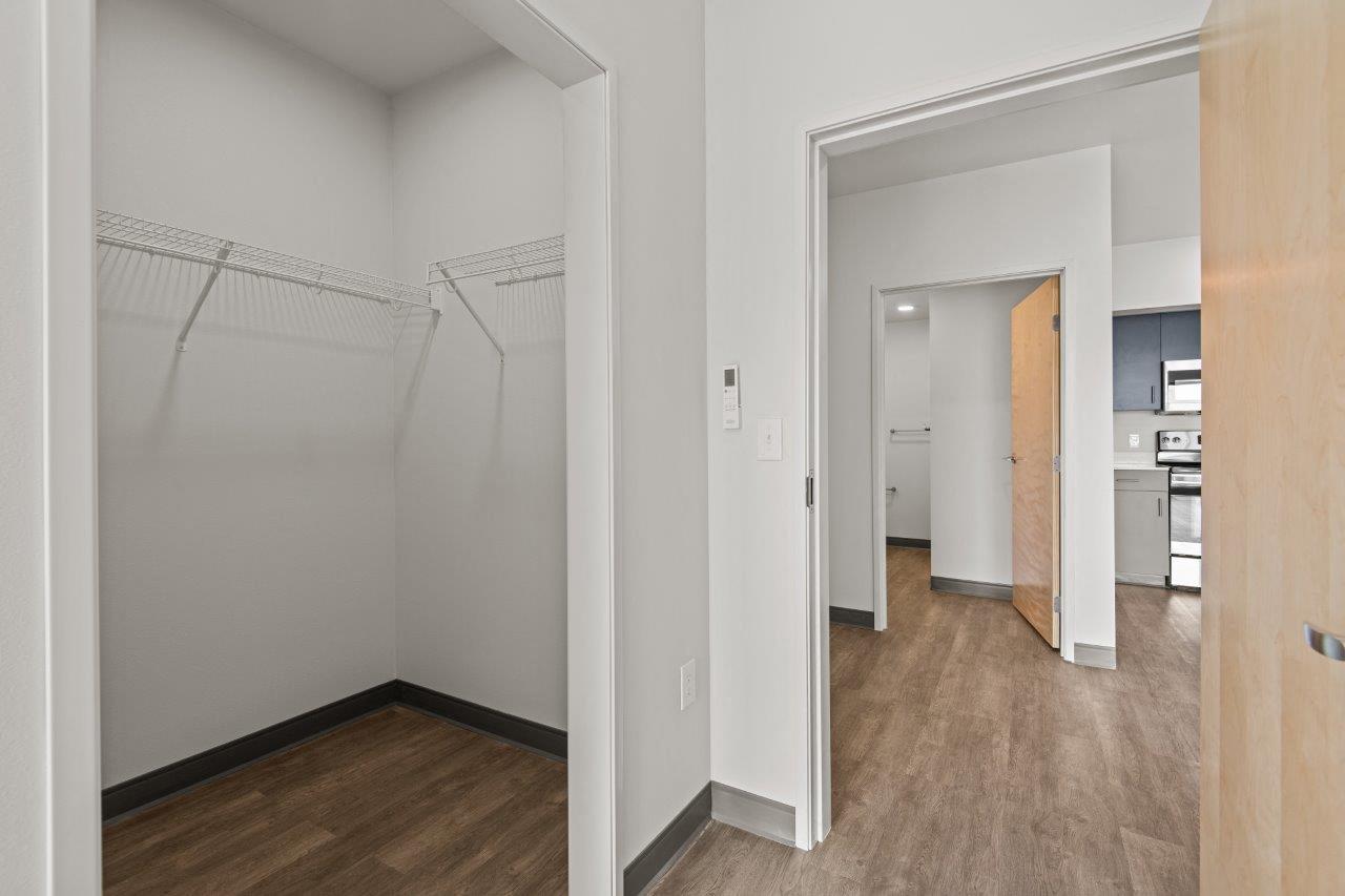 Ironside Apartments Image 12