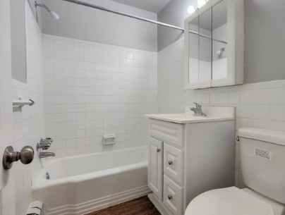 Longford Apartments Image 9