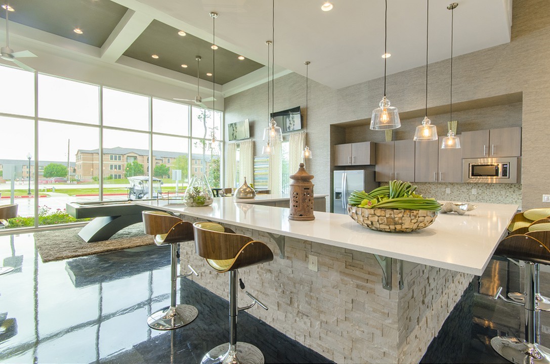 The Towers Woodland Image 7