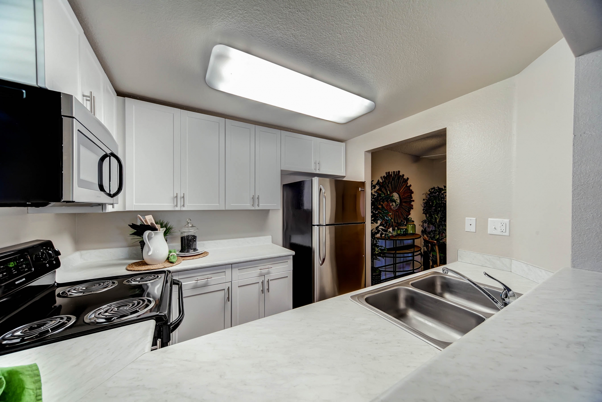 Sycamore Greens Apartment Homes Image 10