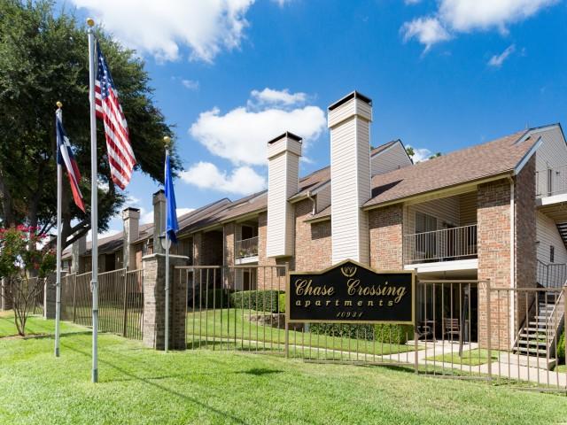 Chase Crossing Image 1