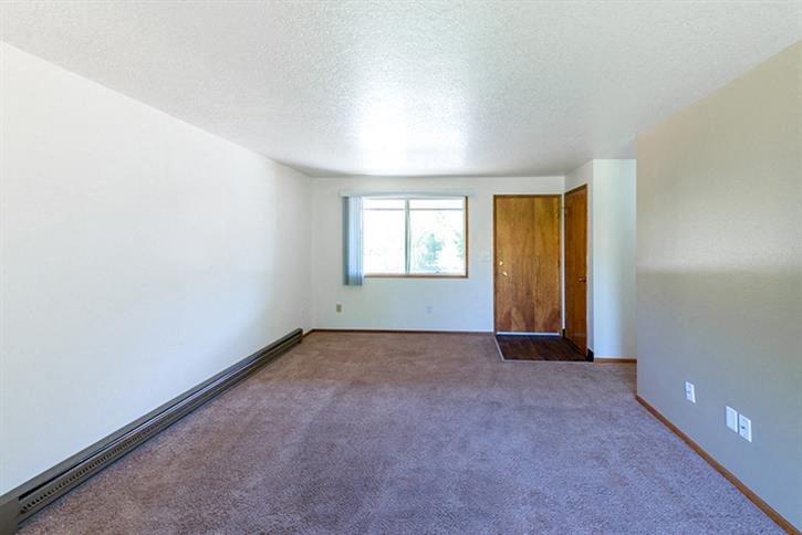 Royal Oaks Apartments Image 15
