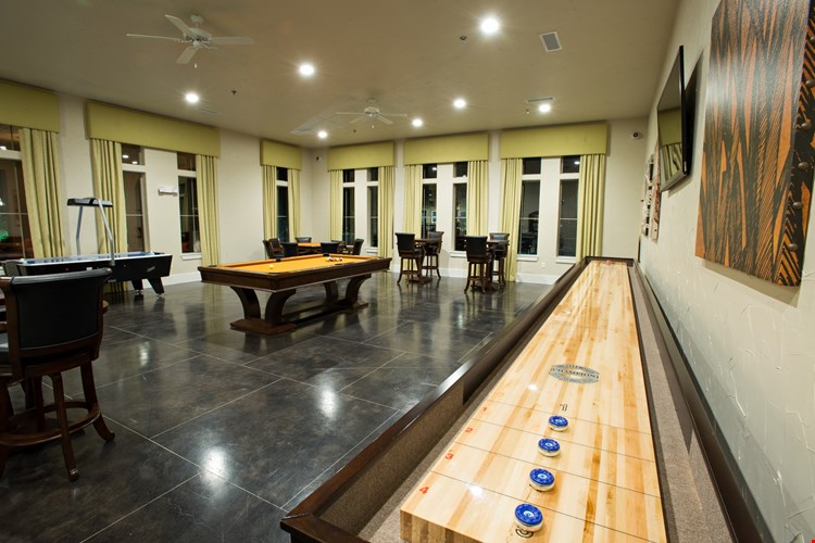 Villas In Westover Hills   Image 16