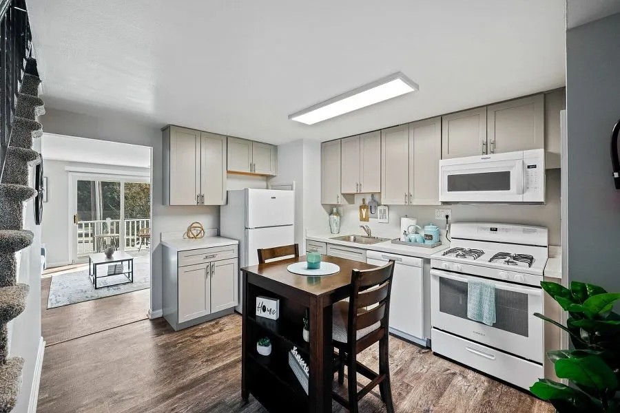 Townhomes at River's Gate Image 3