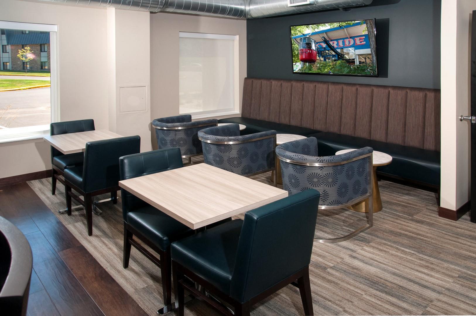 Hamline Pointe Apartments Image 13